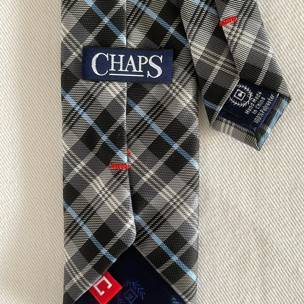 Chaps Black/Grey/White/Blue Striped Clip-On Tie